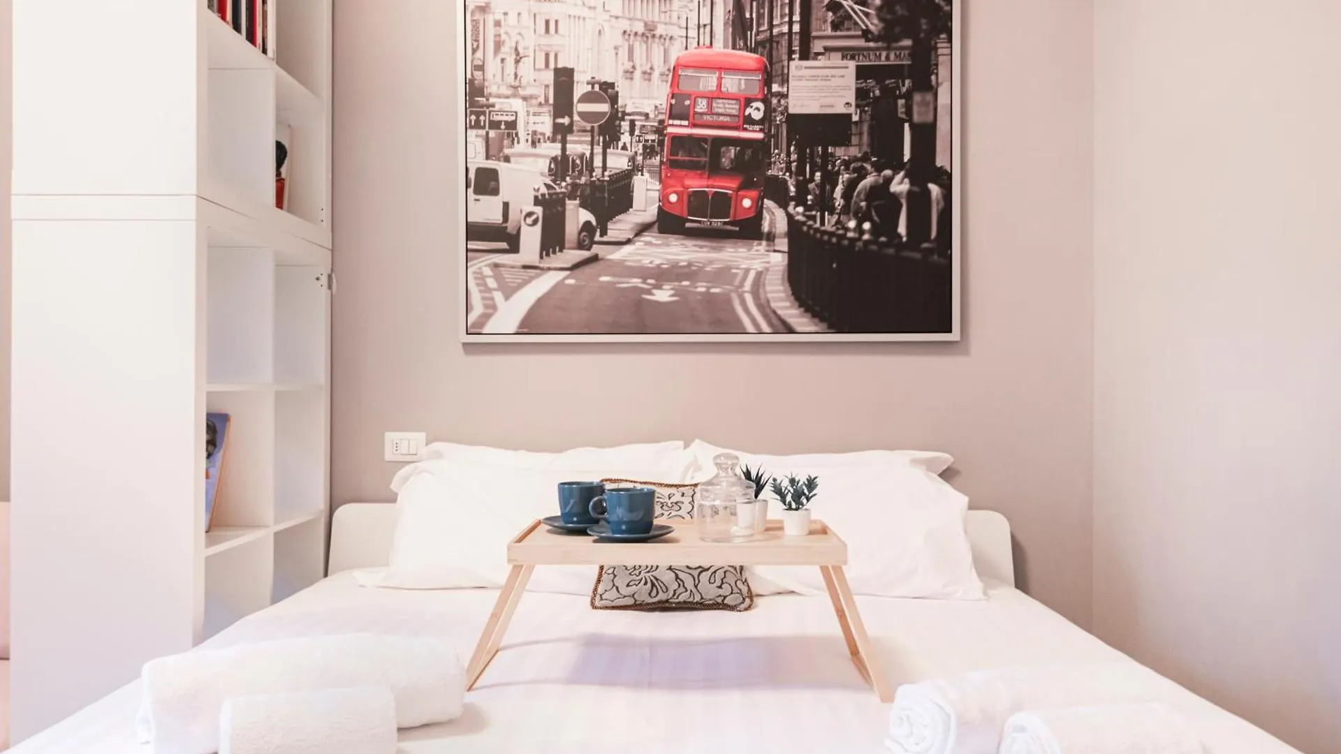 Easylife - Oasi Di Comfort E Stile In Porta Romana Milan 0*,  Italy